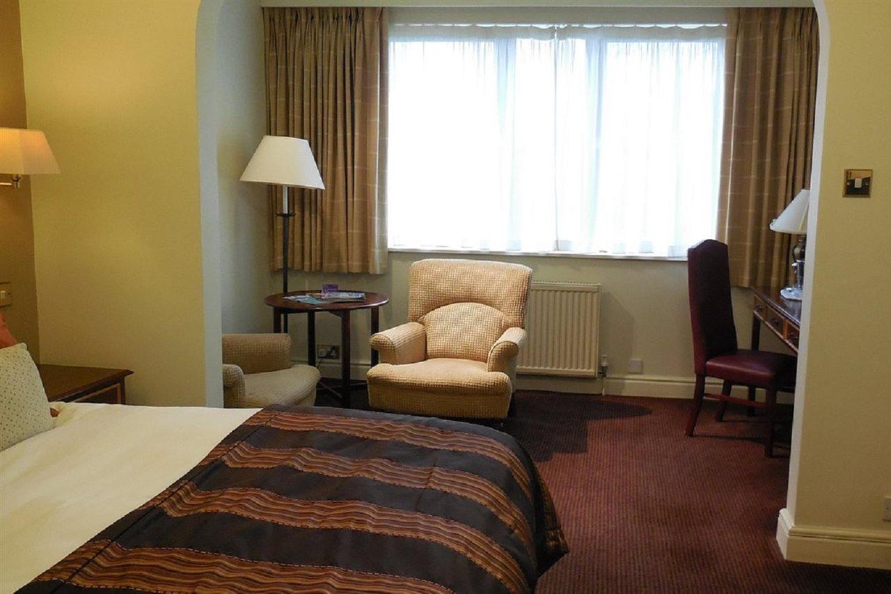 Stratford Manor Hotel Extérieur photo